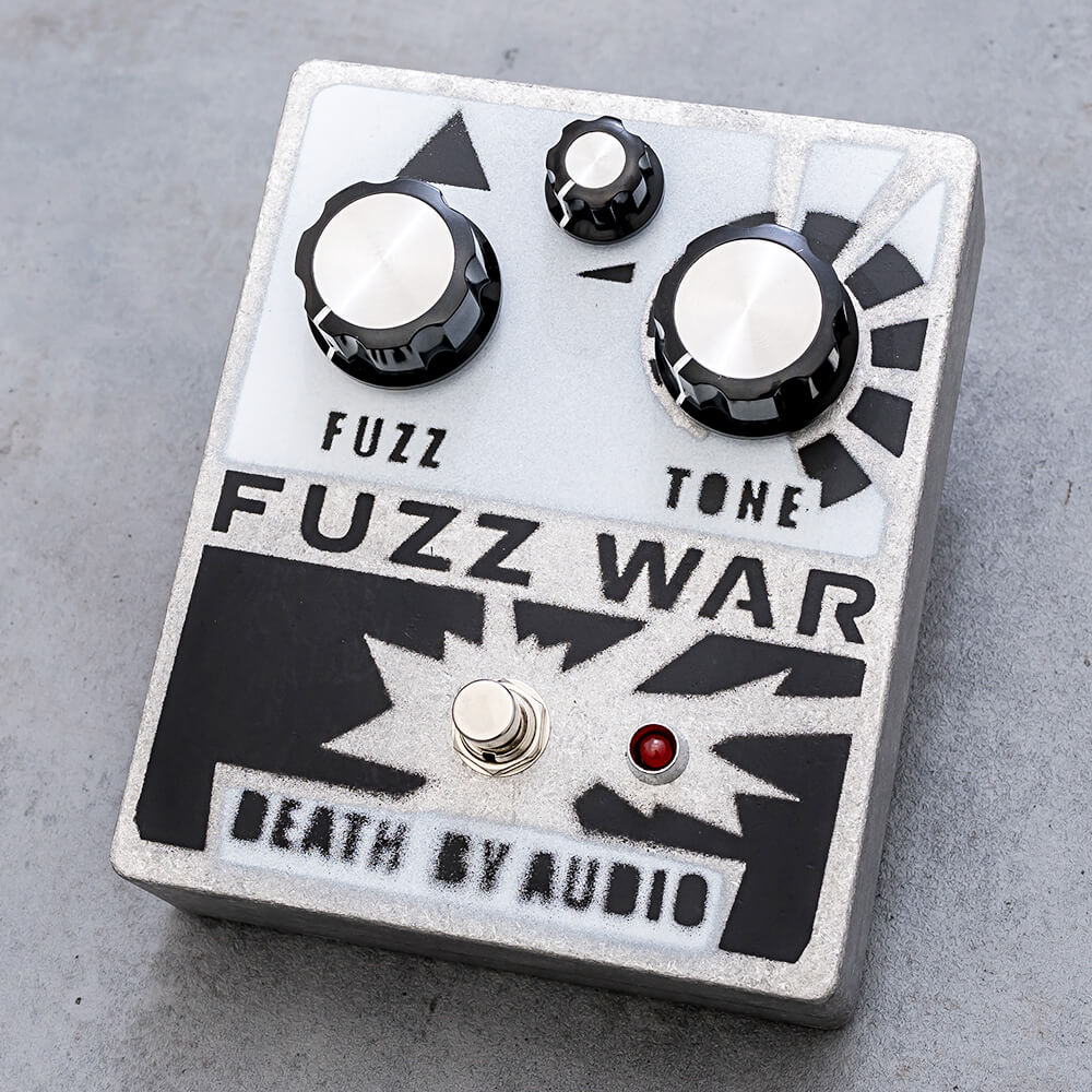 death by audio fuzz warギター
