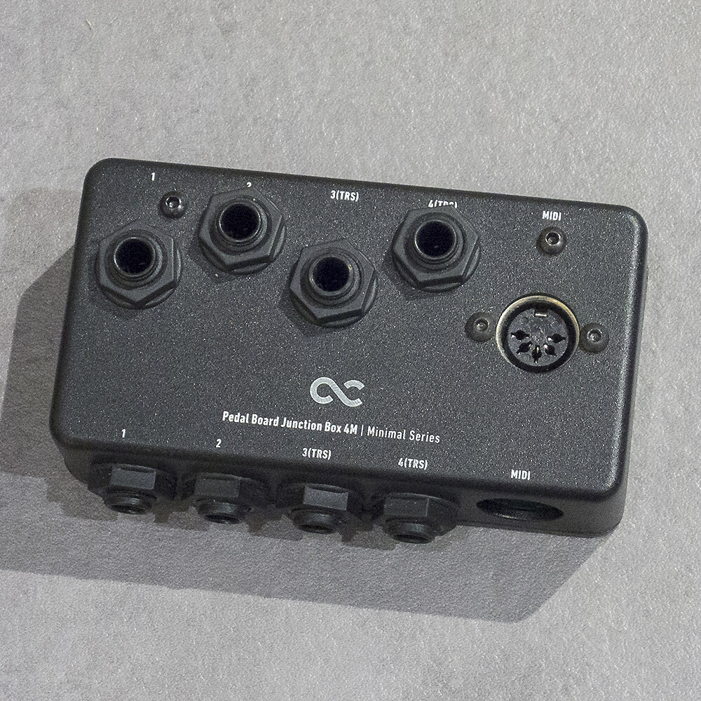 One Control <br>Minimal Series Pedal Board Junction Box 4M