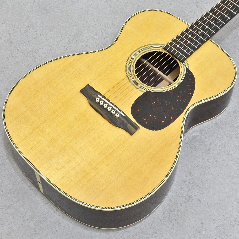 Martin <br>000-28 Standard