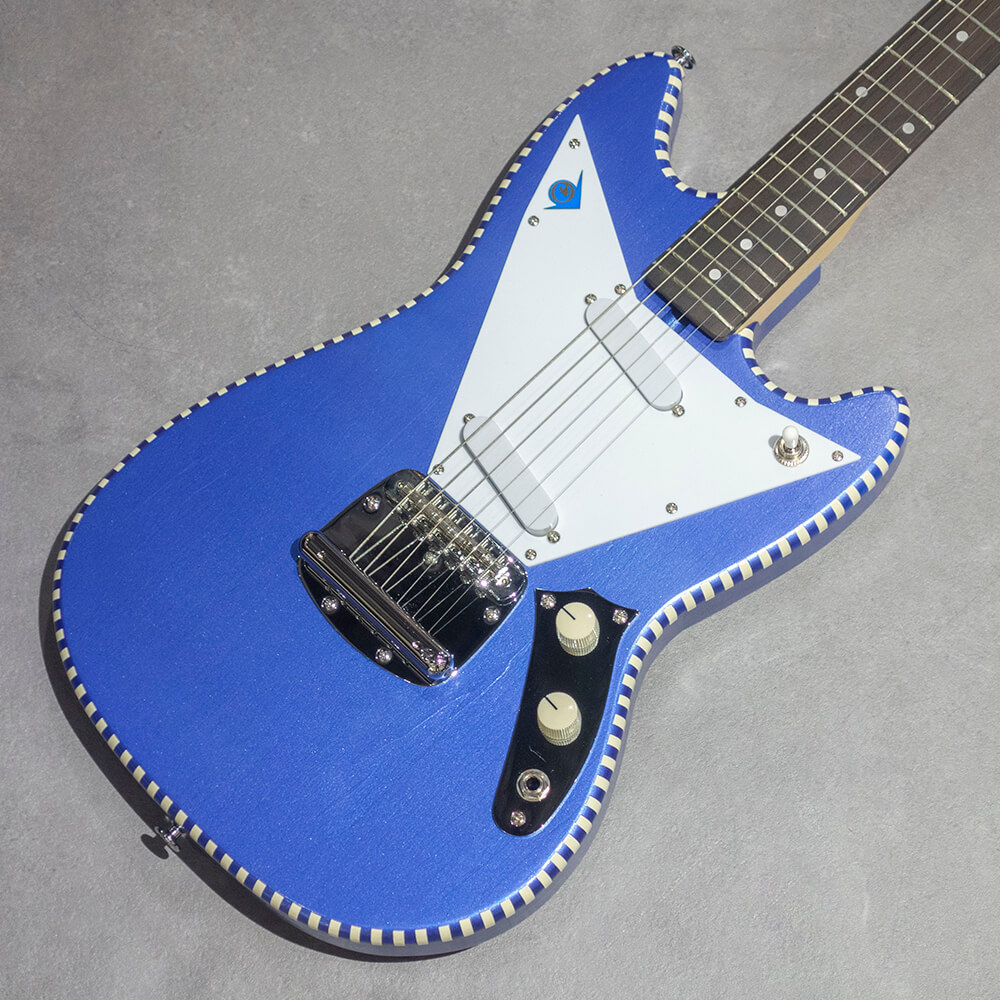 Caramel's Guitar Kitchen <br> M1K SparklyBlue